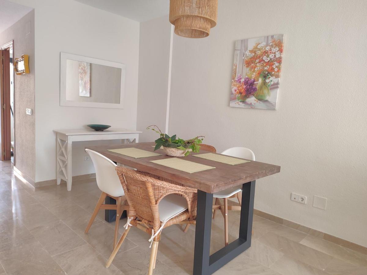 Apartamento Con Piscina Касарес Екстериор снимка