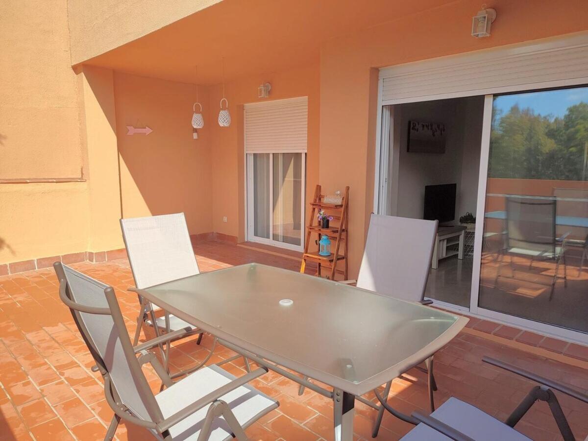 Apartamento Con Piscina Касарес Екстериор снимка
